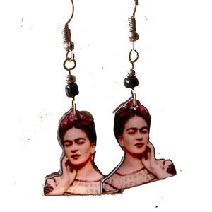 *Host Pick* Charming Frida Kahlo Earrings NEW